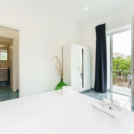 Bed and Breakfast Il Poeta Nella Vigna Procida Exterior foto