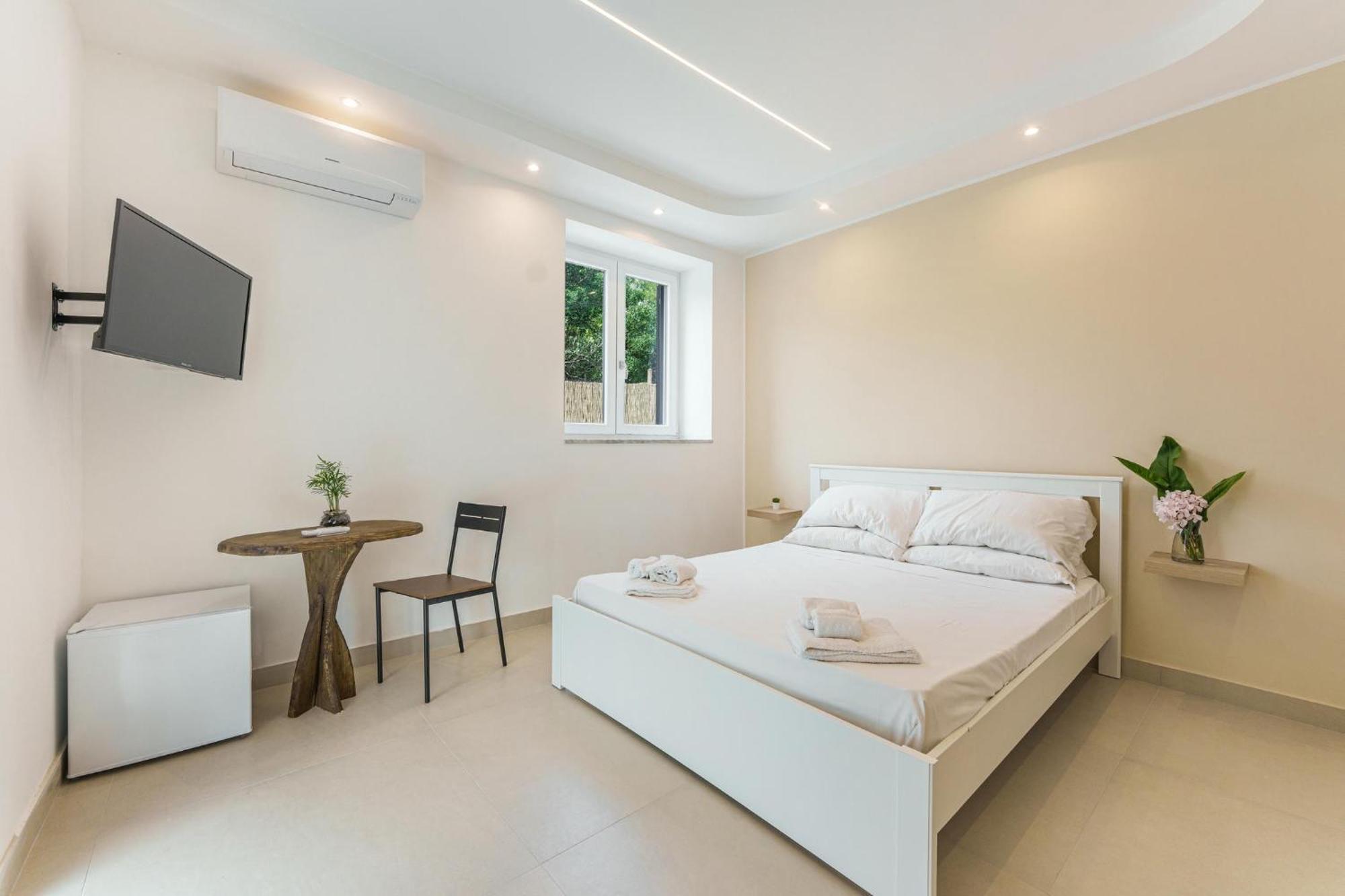 Bed and Breakfast Il Poeta Nella Vigna Procida Exterior foto