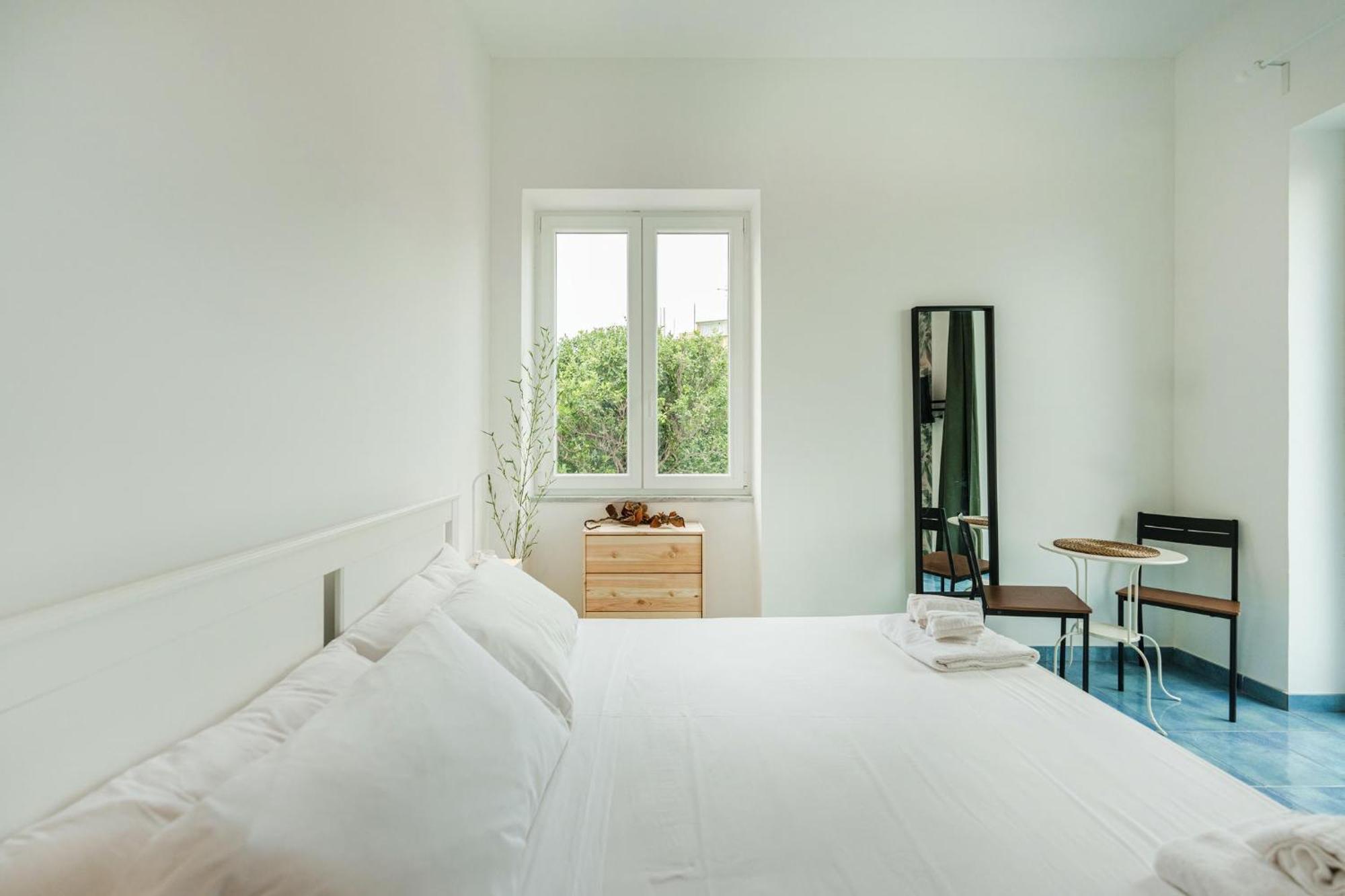 Bed and Breakfast Il Poeta Nella Vigna Procida Exterior foto