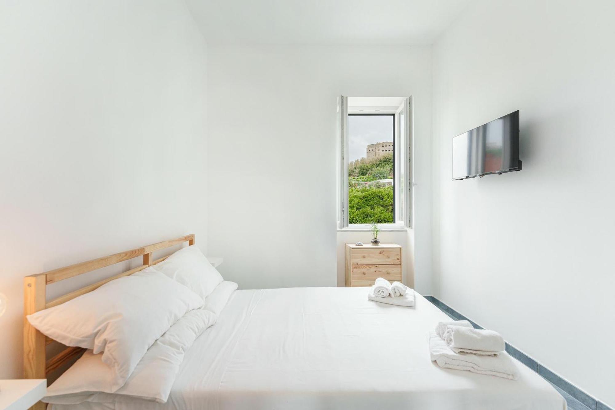 Bed and Breakfast Il Poeta Nella Vigna Procida Exterior foto
